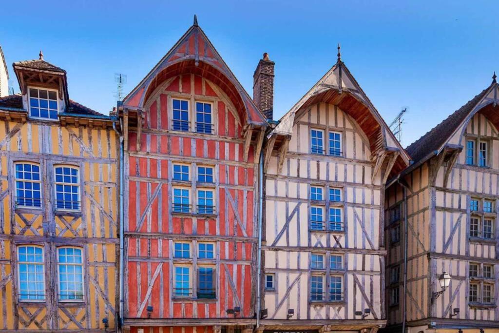 Colibri Studio Coeur De Ville Mon Groom Troyes Exteriér fotografie